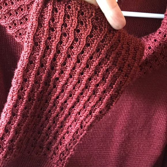 Lovely rust/red burgundy cowl sweater size L - Picture 3 of 7